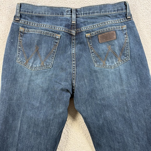 Wrangler Jeans Mens 32x36 Blue 20X Western Cowboy Relaxed Straight Work - Picture 1 of 8